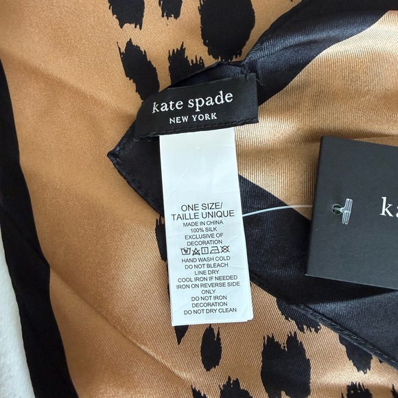 kate spade Leopard Print Silk Scarf in Tan and Black NWT - Picture 6 of 7